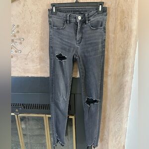 American Eagle Distressed Gray Skinny Jeans - Size 2
